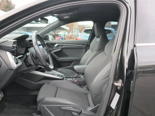 Audi A3 1.5 TFSI S-Line Sedan