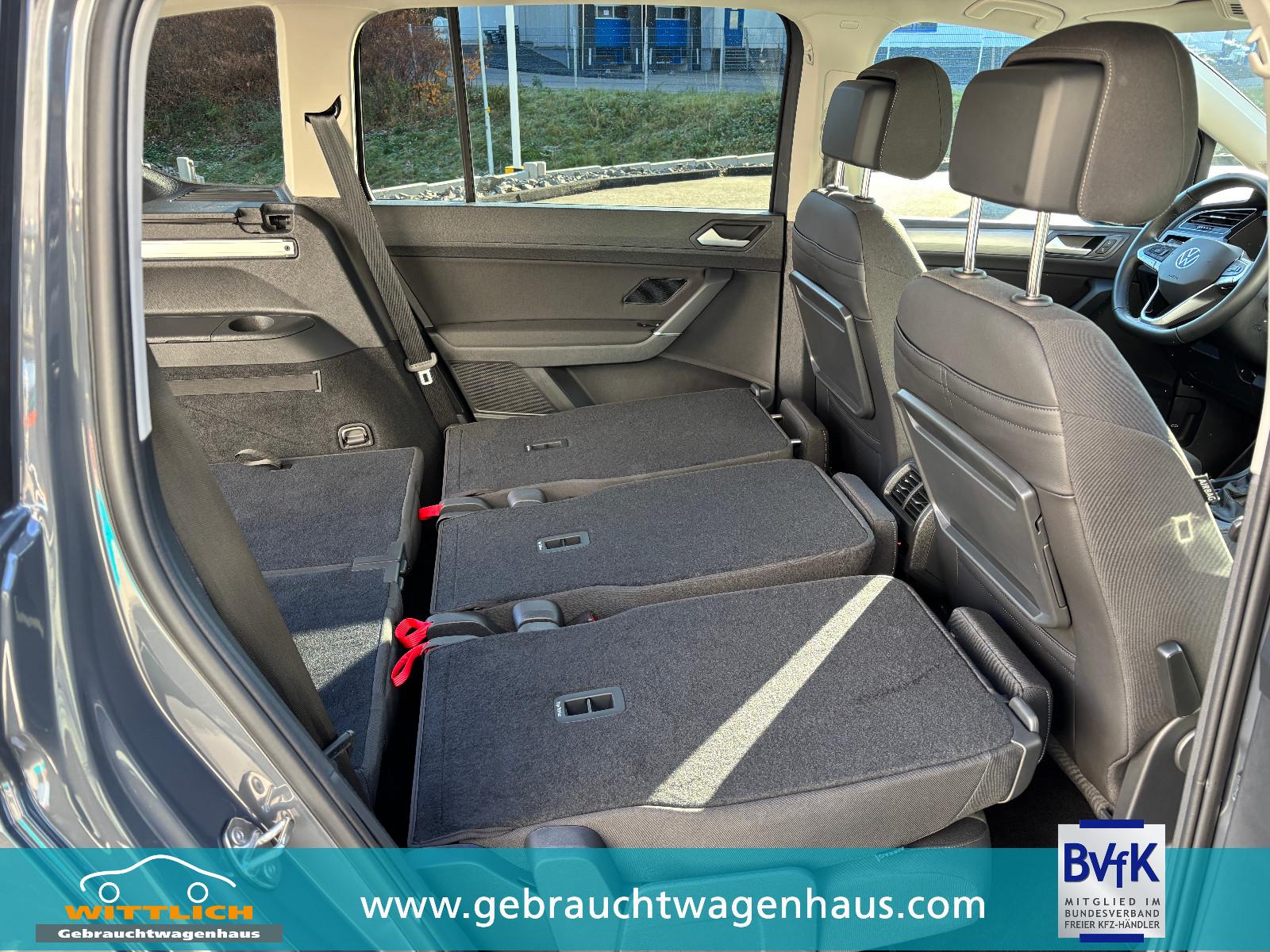 Volkswagen Touran 1.5 TSI DSG