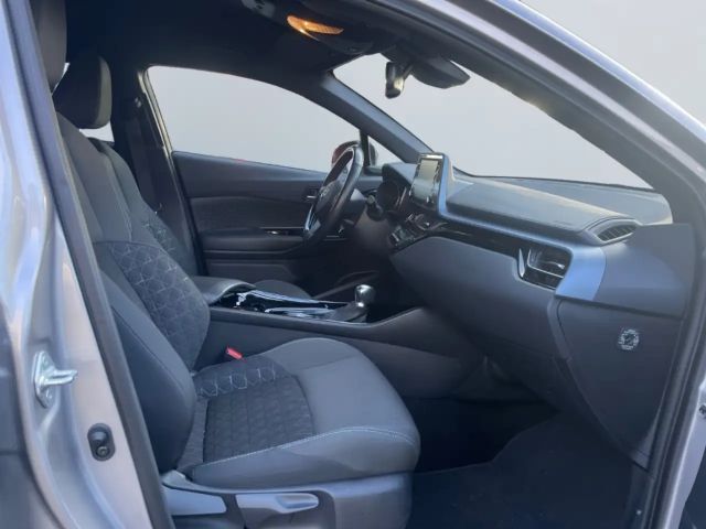 Toyota C-HR Hybride Team D