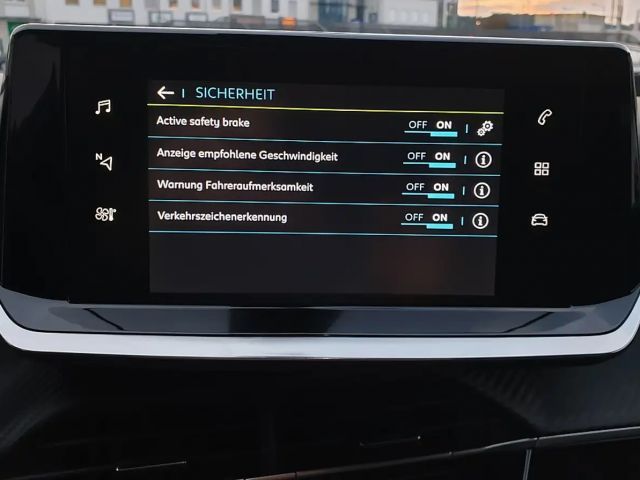 Peugeot 2008 Allure Pack PureTech