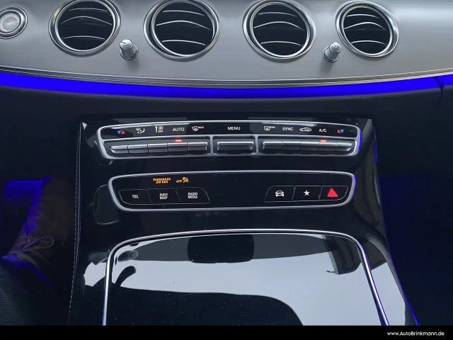 Mercedes-Benz E 200 E 200 d Sedan