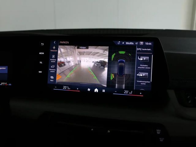 BMW 220 220i Active Tourer