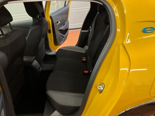 Peugeot E-208 Active Pack