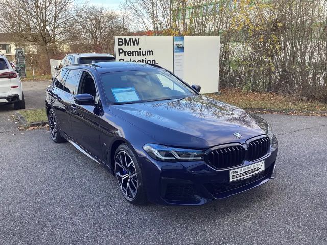 BMW 540 540d M-Sport Touring xDrive