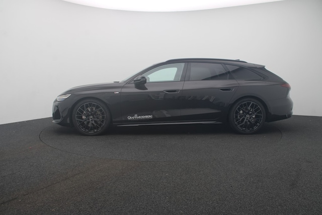 Audi A6 Avant Quattro S-Tronic