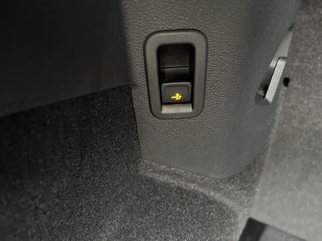 Volkswagen Golf DSG R-Line