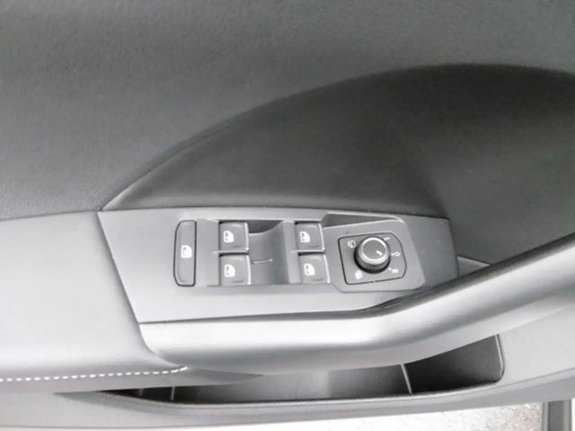 Volkswagen T-Cross 1.0 TSI R-Line