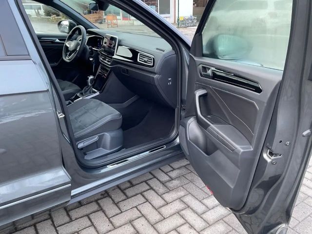 Volkswagen T-Roc 1.5 TSI DSG R-Line