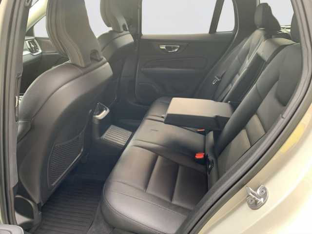 Volvo V60 AWD Recharge T6