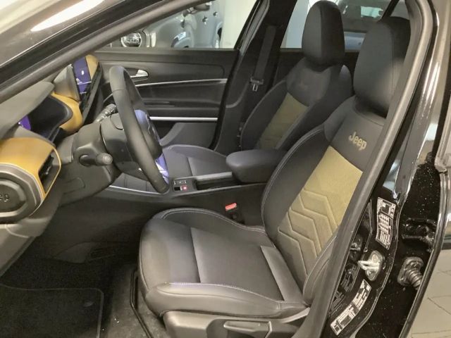 Jeep Avenger Full-Electric Summit