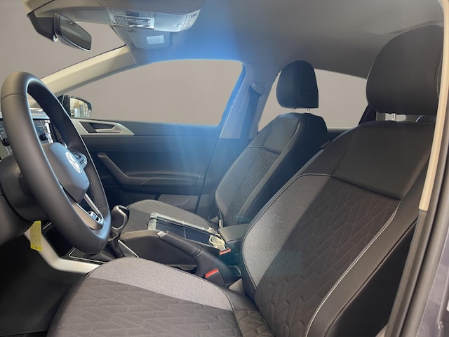 Volkswagen Polo 1.0 l 5-Gang IQLight Navi Virtual LED