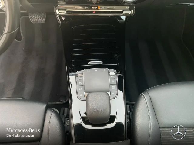 Mercedes-Benz A 200 Progressive