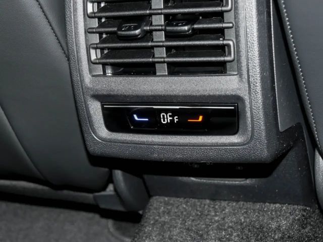 Volkswagen Golf 1.5 TSI Golf VIII