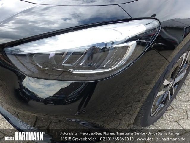 Mercedes-Benz B 180 Progressive Sedan