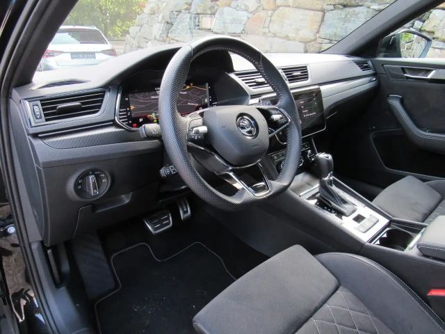 Skoda Superb 2.0 TSI 4x4 Combi Sportline