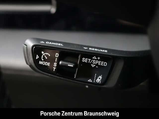 Porsche Taycan 4 Cross Turismo