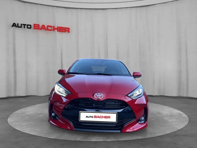 Toyota Yaris Active Hatchback Hybride