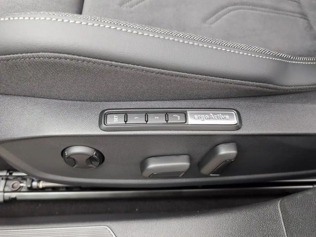 Volkswagen Golf Rabbit TSI