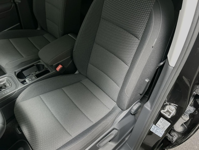 Volkswagen Touran 1.5 TSI DSG