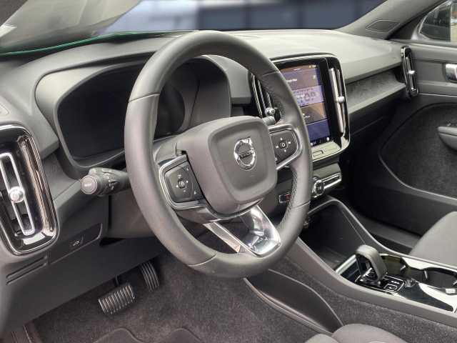 Volvo XC40 XC40 Navi LED Klima Standhzg Einparkhilfe el. Fenster