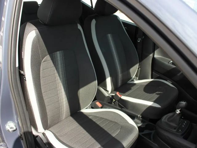 Hyundai i10 1.0 2WD Trend