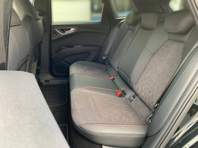 Audi Q4 e-tron Quattro