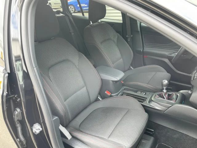 Ford Focus ST Line Wagon