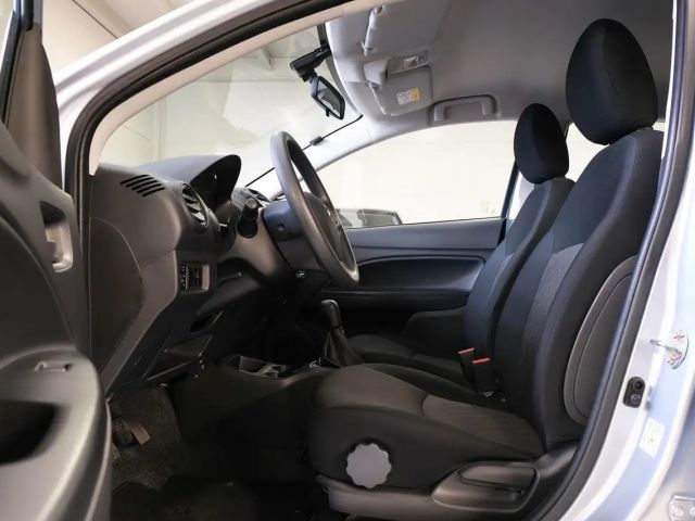 Mitsubishi Space Star Star