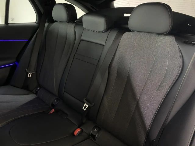 Mercedes-Benz E 200 AVANTGARDE Estate