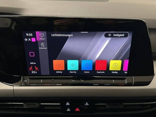 Volkswagen Golf DSG Life Variant