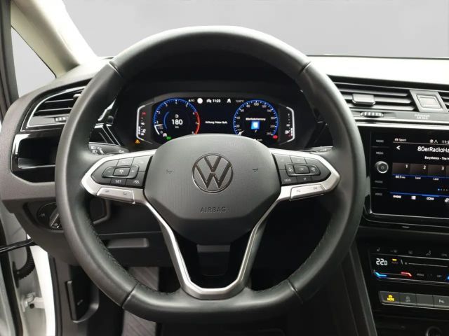 Volkswagen Touran 1.5 TSI DSG R-Line