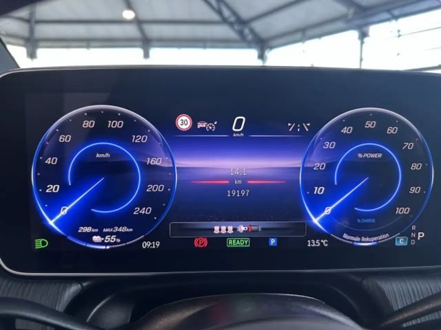 Mercedes-Benz EQE 300 AMG Line Sedan