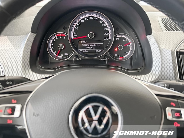 Volkswagen up! Active