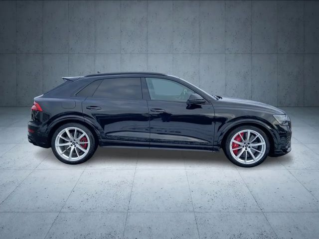 Audi RS Q8 SUV tiptr. PANO Stdhzg Vmax305 HUD 23´