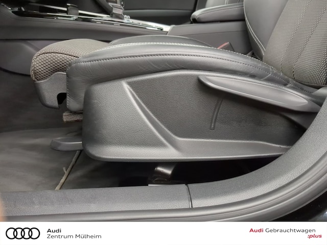 Audi A4 30 TDI Avant S-Tronic