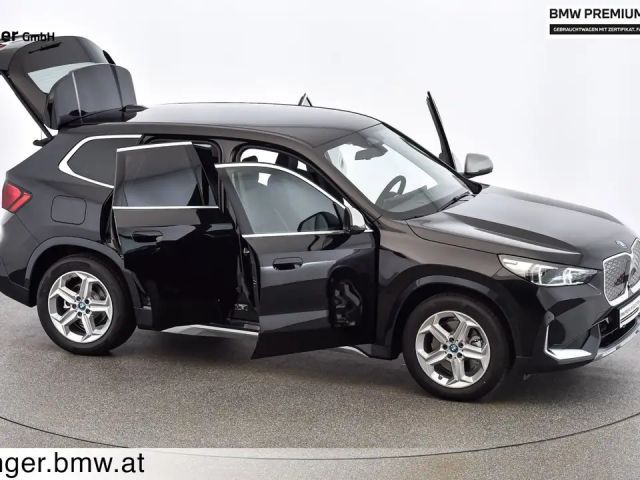 BMW iX1 xDrive30