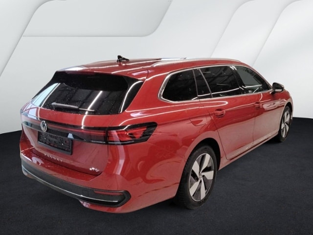 Volkswagen Passat 1.5 eTSI Business DSG Variant