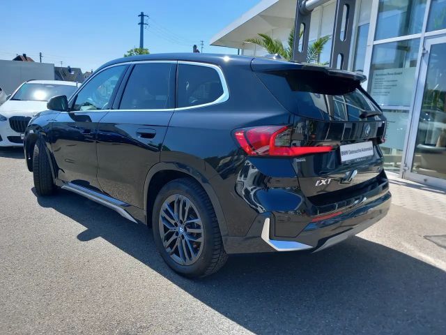 BMW iX1 xDrive30