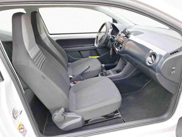 Volkswagen up! Move Move up!