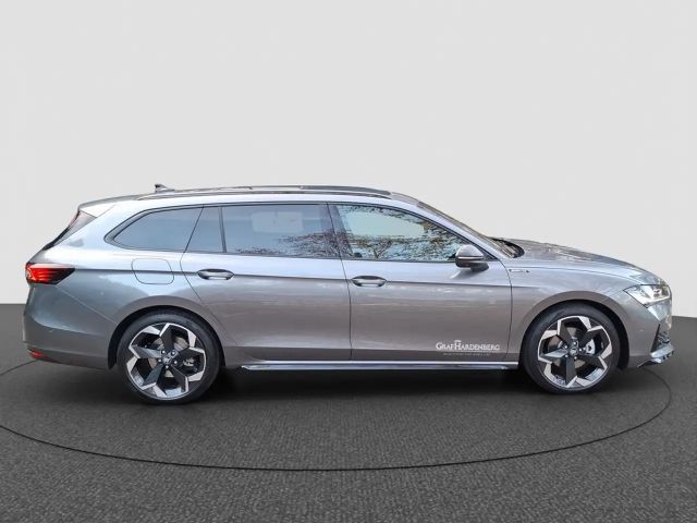 Skoda Superb 2.0 TDI Combi Sportline