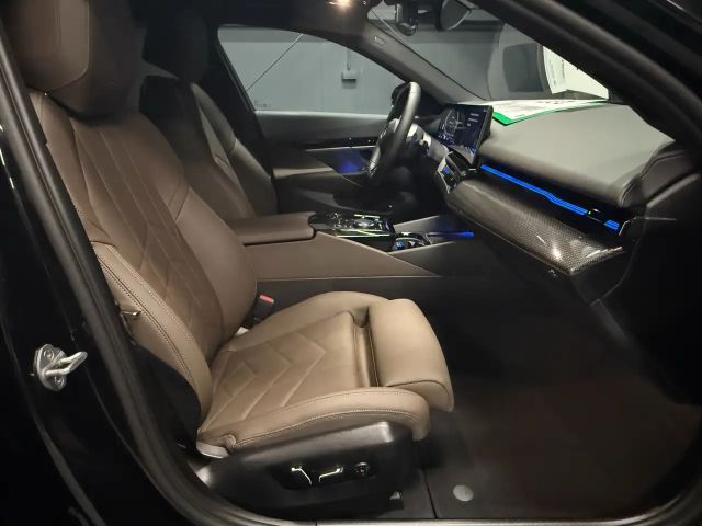 BMW 520 520d M-Sport Touring