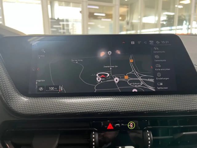 BMW 118 118i 5-deurs M-Sport Sedan