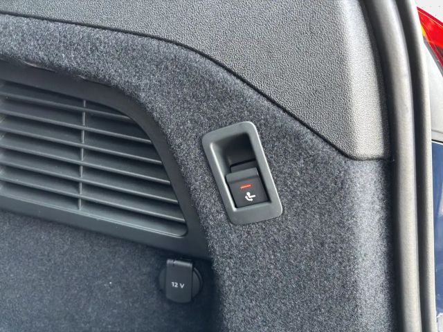 Audi A5 TFSI*NAVI*LED*19ZOLL*AHK*KAMERA*SHZ