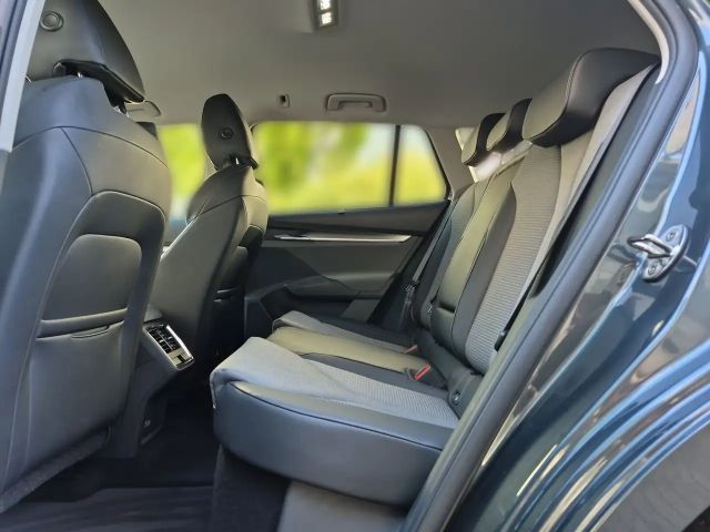 Skoda Enyaq 62KW/h WPUMPE+AHK+KAMERA+MEMORY+KEYLESS+4xSHZG+100