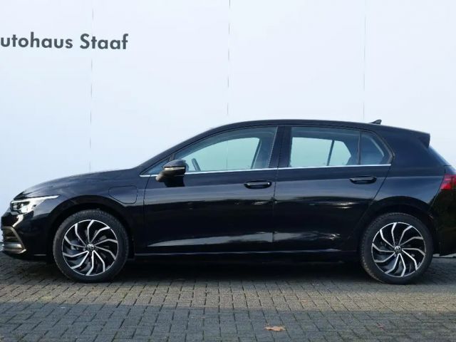 Volkswagen Golf DSG Style eHybrid