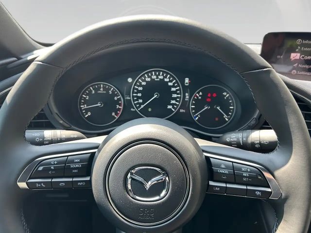 Mazda 3 2.5L SkyActiv e-Skyactiv