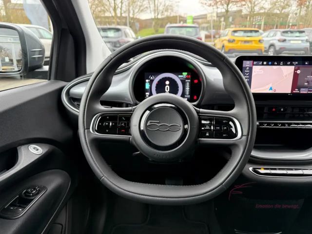 Fiat 500e Cabrio+JBL+Navi+Rückfahrkam.+PDC+Klimaaut.