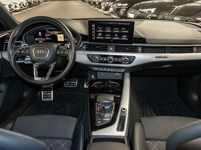 Audi RS4 Avant Quattro