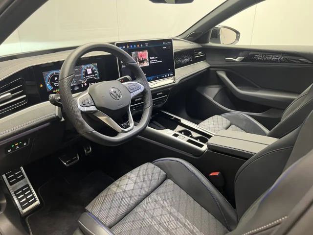 Volkswagen Passat 2.0 TDI DSG R-Line Variant