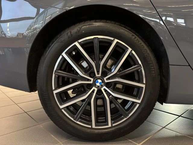 BMW 220 220i M-Sport